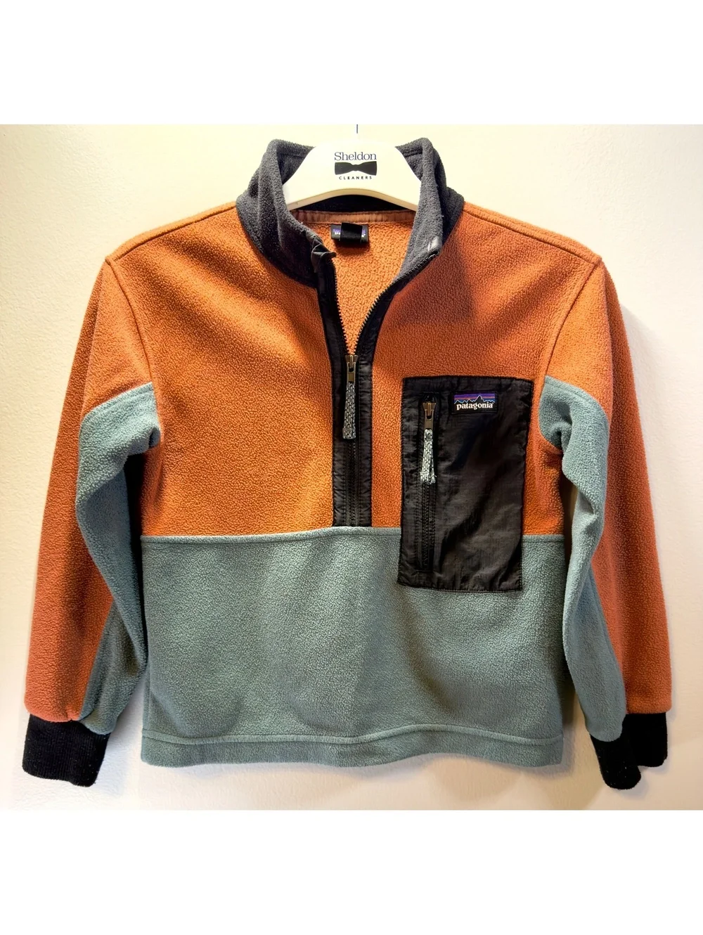 Patagonia Boys XS microdini Fleece half zip Pullover in Rust and Slate Blue